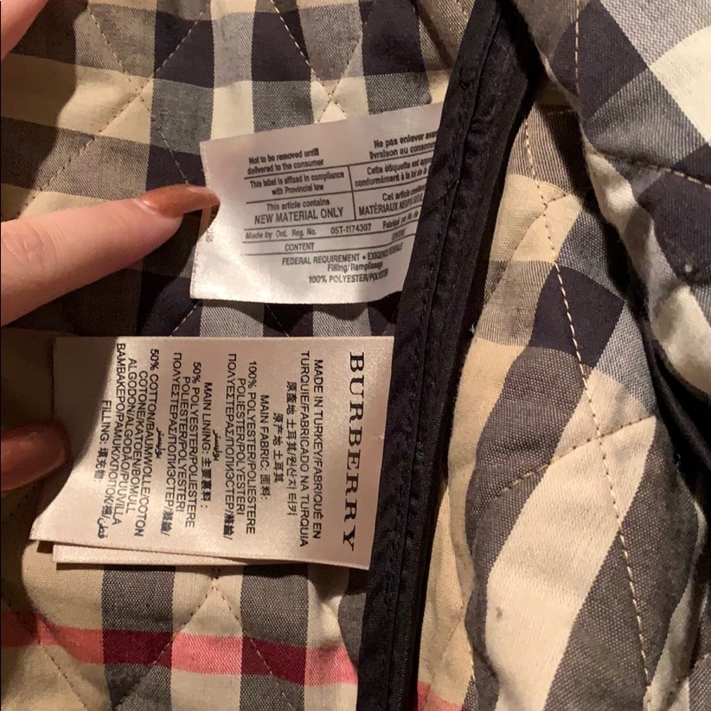 100% authentic Diamond Quilted Berberry jacket - Picture 2 of 4
